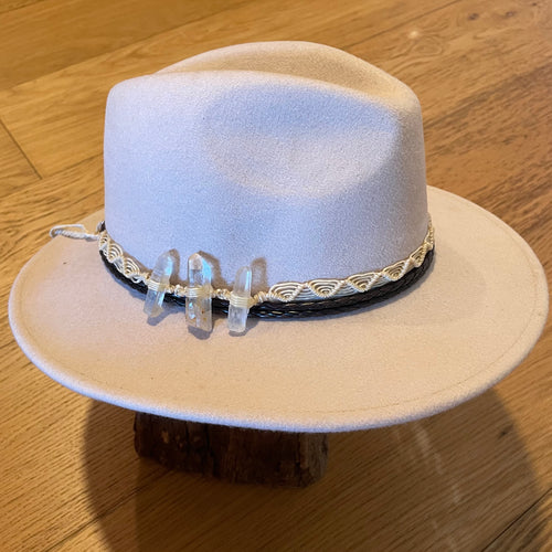 Hatband Clear Quartz on Cream